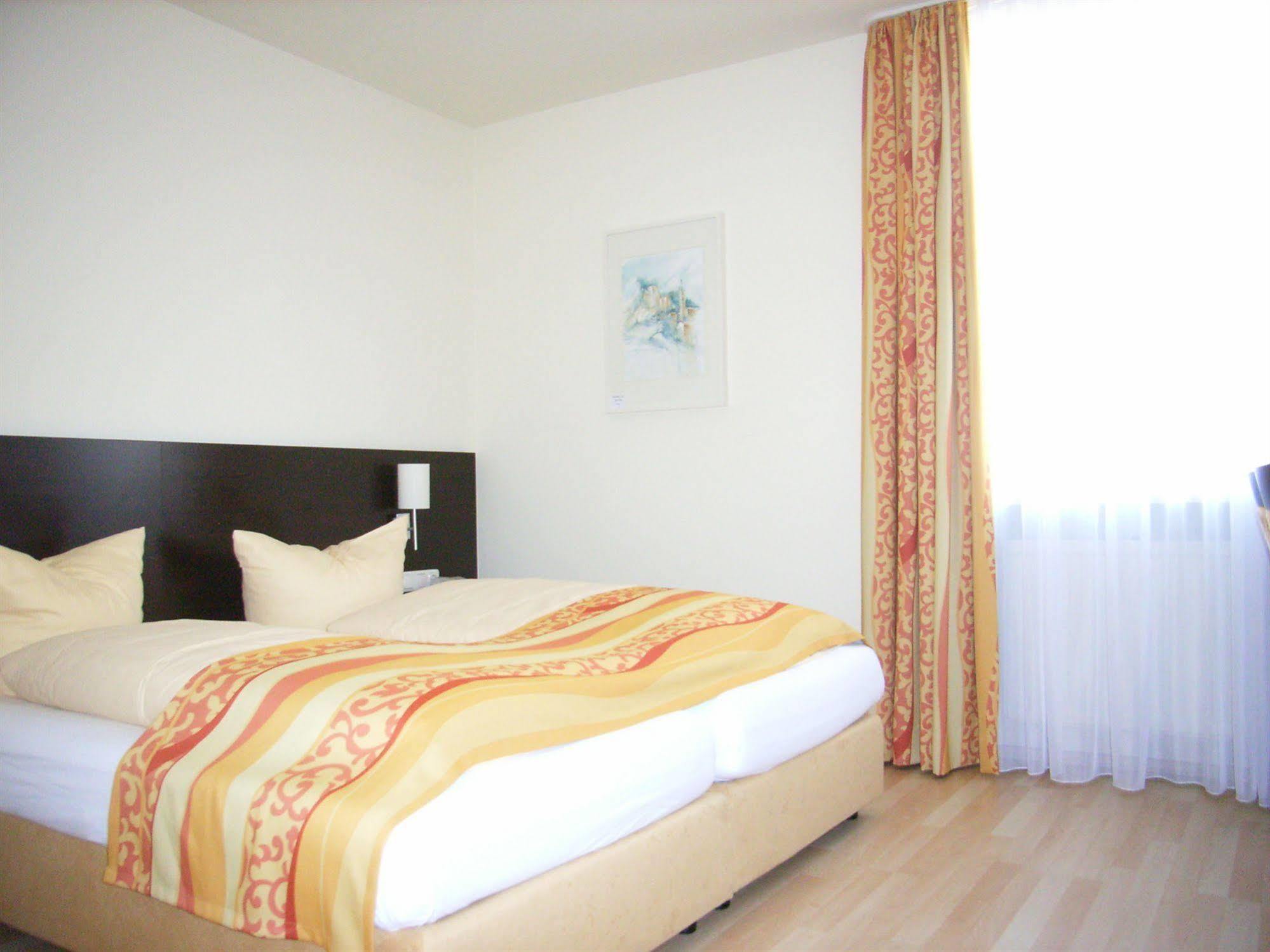 Drexel'S Parkhotel Memmingen Bagian luar foto